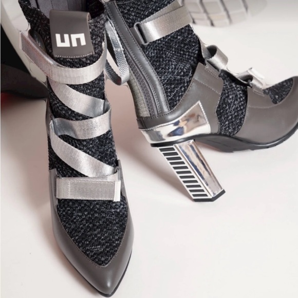 UN .. United Nude Luxor Sport Hi Bootie For Women Grey Size 41.. New In Box